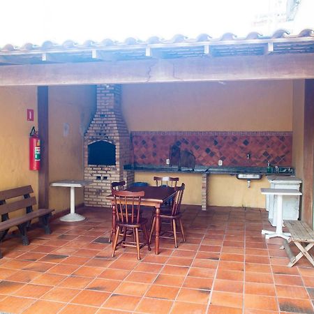 Lindo 2 Quartos Com Piscina E Ar Na Praia Do Forte Кабо Фрио Екстериор снимка
