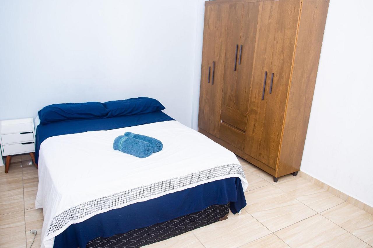 Lindo 2 Quartos Com Piscina E Ar Na Praia Do Forte Кабо Фрио Екстериор снимка