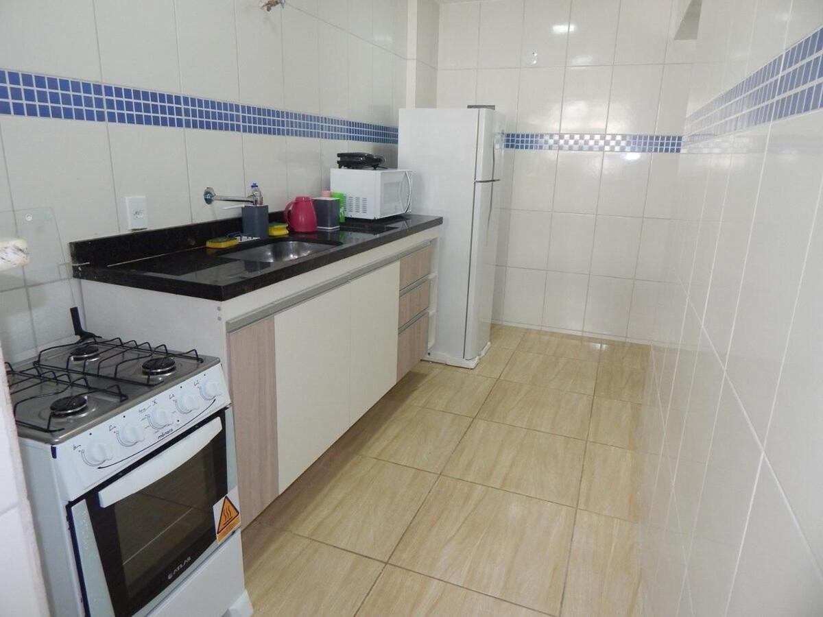 Lindo 2 Quartos Com Piscina E Ar Na Praia Do Forte Кабо Фрио Екстериор снимка